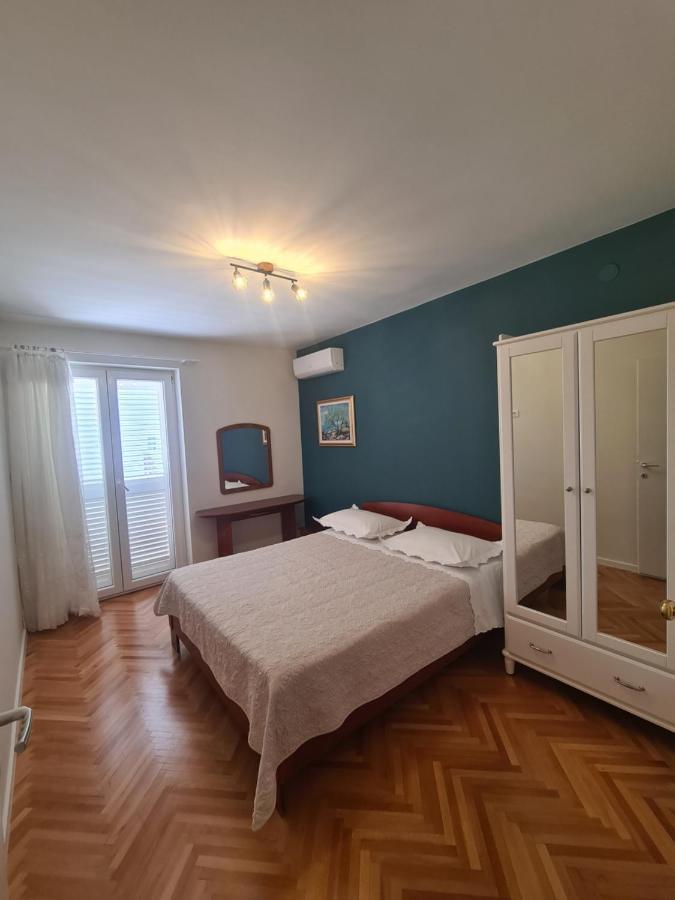 Apartment Nena & Petar Макарська Екстер'єр фото