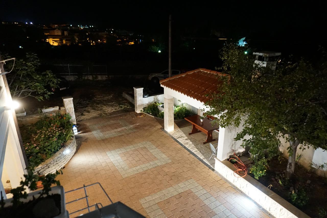 Apartment Nena & Petar Макарська Екстер'єр фото